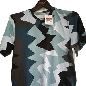 NEW Air Jordan Men's T-shirt
